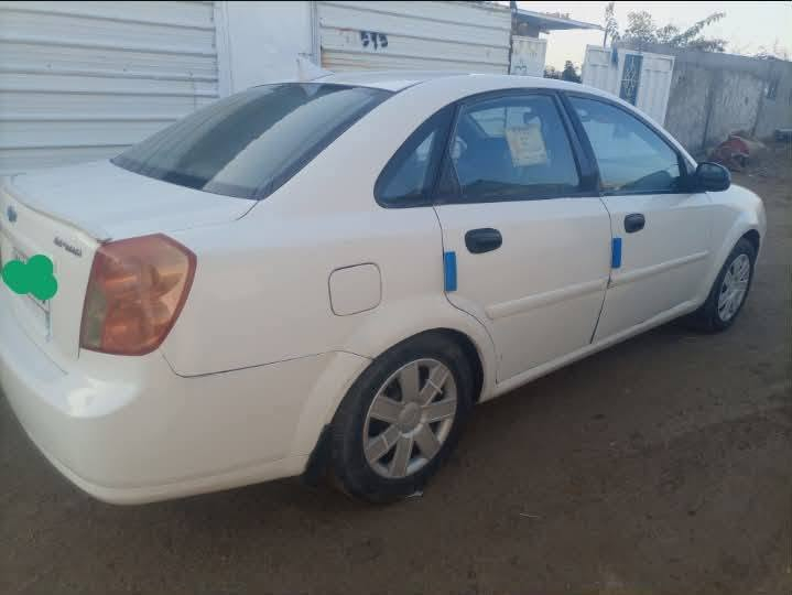 اوبترا للبيع موديل 2004 خليجي لون ابيض كير عادي رقم بابل دولي سنويه لحد 2030
محرك كير صدر بحاله جيده غرفه جديده

سياره مصبوغه احزام جماليه بدون ضربه 

السعر 53 وبيه مجال

العنوان بغداد المحموديه

اتصل على الرقم *********** /***********
