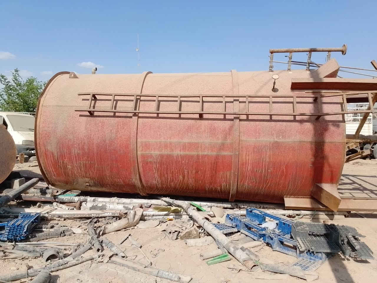 السلام عليكم تنكيات سايلو هيتر داخلي البيع الموقع بغداد جسر ديالى الكرغوليه واستفسار ع رقم هاتف ***********
