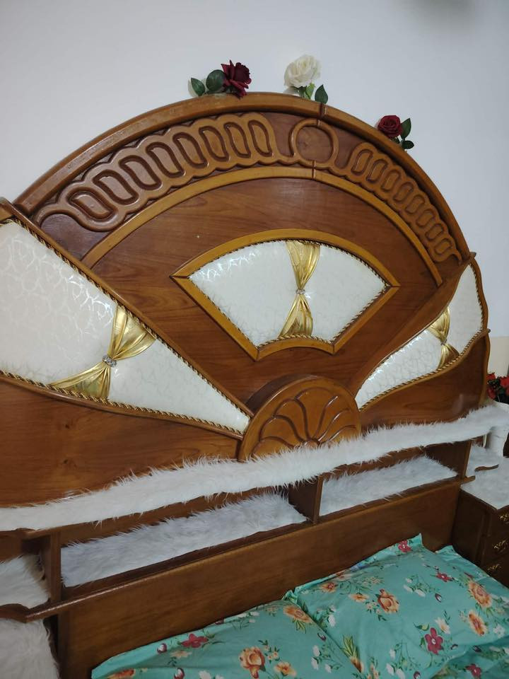 بس تخت ومرايه سعر 250 بي مجال مكان موصل الايمن مشيرفه الاولئ


**إذا كنت صاحب هذا الإعلان وتريد حذفه لأي سبب، رجاءا أرسل رسالة إلى الدعم الفني**