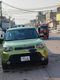 كيا صول موديل ٢٠١٦ حادث خلفي جاملغ الباب مصلح نفسه وبالعراق جاملغ امام...