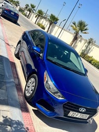 للبيع  سيارة اكسنت موديل 2021  وارد امريكي  حادثها بأمريكا مرفق بالصور...