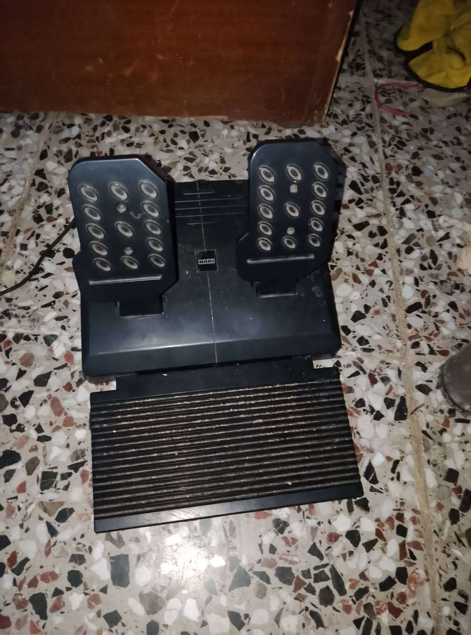 بلاي فور سلم مامهكر يدات ثنين وحده بلوتوث موشمه والثانيه واير يوبي اس شغال 100% البلاي نظافه عامه ومامفتوح ولا مصلح ابد البلاي كفاله عامه ويا دركسون هيرو وبانزين وبريك شغالات مابيهن اي عطل ويا حساب ويا لعبة GTA Vالسعر 450الف وبيه مجال كلهن شلع قلع للاستفسار
***********
بلاي فور سلم مامهكر يدات ثنين وحده بلوتوث موشمه والثانيه واير يوبي اس شغال 100% البلاي نظافه عامه ومامفتوح ولا مصلح ابد البلاي كفاله عامه ويا دركسون هيرو وبانزين وبريك شغالات مابيهن اي عطل ويا حساب ويا لعبة GTA Vالسعر 450الف وبيه مجال كلهن شلع قلع للاستفسار
