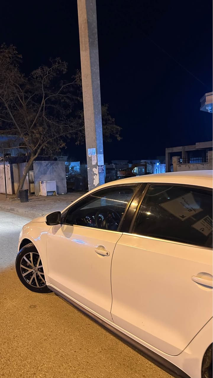 ‏‎sجیتا ۲٠١٧ مواسفات 
مەکینە ۱٤ تۆربو سەیارەکە بە کلین داخیل بوە لیرە ۱ پارجەو نیوی سبوخ کەتی بەبی زەربەی 
  ناوەوە، ۳_٤ جی تحدیلی پئوەیە 
 تەزرەی هەیە  ئیرباگەکانی هیج نەتەقیون  پیشی کەپسە رادیتەر بیلاد حەماوە بەشەرت مەکینە نەکراوەتەوە سەنەوی ژینگە نویەهەتا ۲٠۲۹ ،  بەناو خۆمە ٤٥٠$ خرامەی لەسەرە دوای محامەلە دەی گەرینمەوە سەیارەی مالە زۆر زۆر خاوین مایتەوە  شاشە کامیرە تەحەکومی سەر سوکانی هەیە تحدید سورحەی هەیە ریکو پیکە شانسي و بەدەنە و بەردی گزۆزو گیرو مەکینە بەشەرتە 
بەنسبەت سحر داوای ١١٨$وەرەقە دەکەم تەلەفون بکەن لە خزمەتم 

(سەودا ناکەم تەنها بە پارە دەفرۆشم )
***********📞
Whats app 
Vaibar☎️ شقلاوة, أربيل
