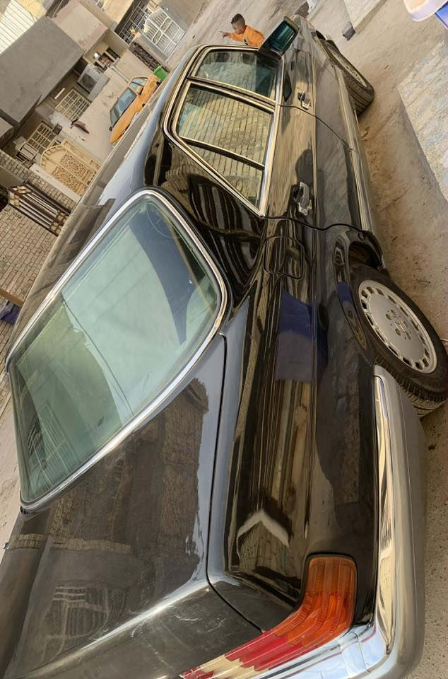 السلام عليكم مارسدس. جامبو موديل 1990 السياره جاهزه  رقم بغداد  
مكينه وكير بلاديات 
سلايت جام اربعه كهرباء
برده خلفيه. 
صبغ جديد. 
السعر 75. وبيها مجال. 
المكان بغداد. الكرخ. 
الاتصال. ***********.
