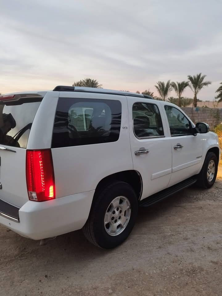 تاهو فول موصفات LTZ كصة جنطة متومه شمالي سعره 65 مكان سياره ميسان لاتصال ***********
