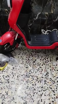 دراجة R9 عوزهة بطاريات العنوان بغداد الكمالية حي المعوقين  07717942945