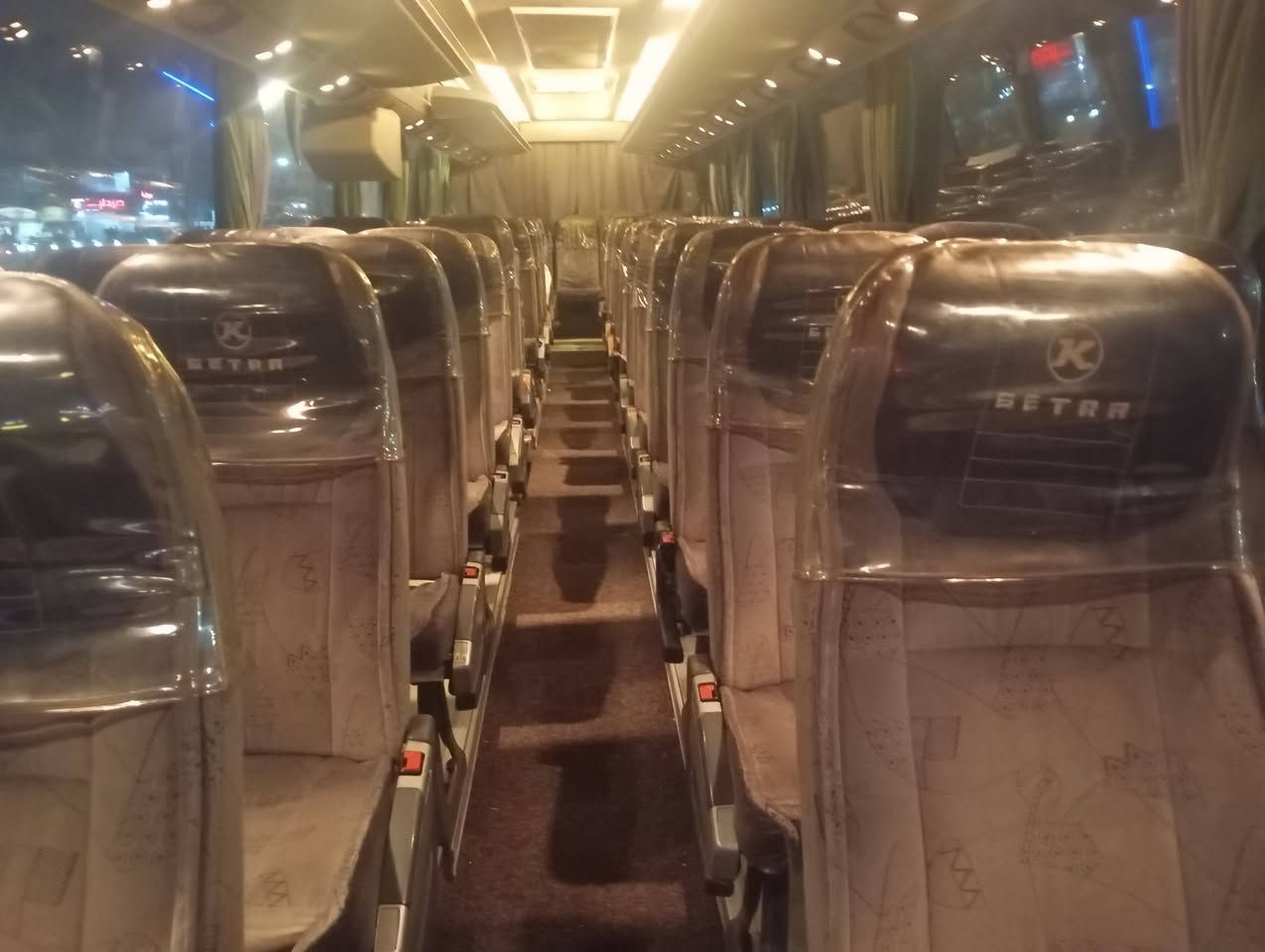 غدا الخميس الانطلاق بعد صلاة الظهر إلى كربلاء المقدسة الحجز على الرقم ***********
