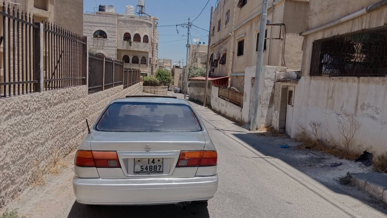بسم الله الرحمن الرحيم للبيع نيسان سني موديل 97 مرخصة ومومنه سياره بور قزاز على الكهرباء كندشن سنتر فتحة في السقف ٣ حركات قير عادي ٥غيار موتور ١٦٠٠ انجكشن للبيع بسعر ١٧٠٠دينار قابل للتفاوض أي استفسار على الرقم ٠٧٨٢٩٢٧٩٥٥ والله يبارك لصاحب النصيب


**إذا كنت صاحب هذا الإعلان وتريد حذفه لأي سبب، رجاءا أرسل رسالة إلى الدعم الفني**