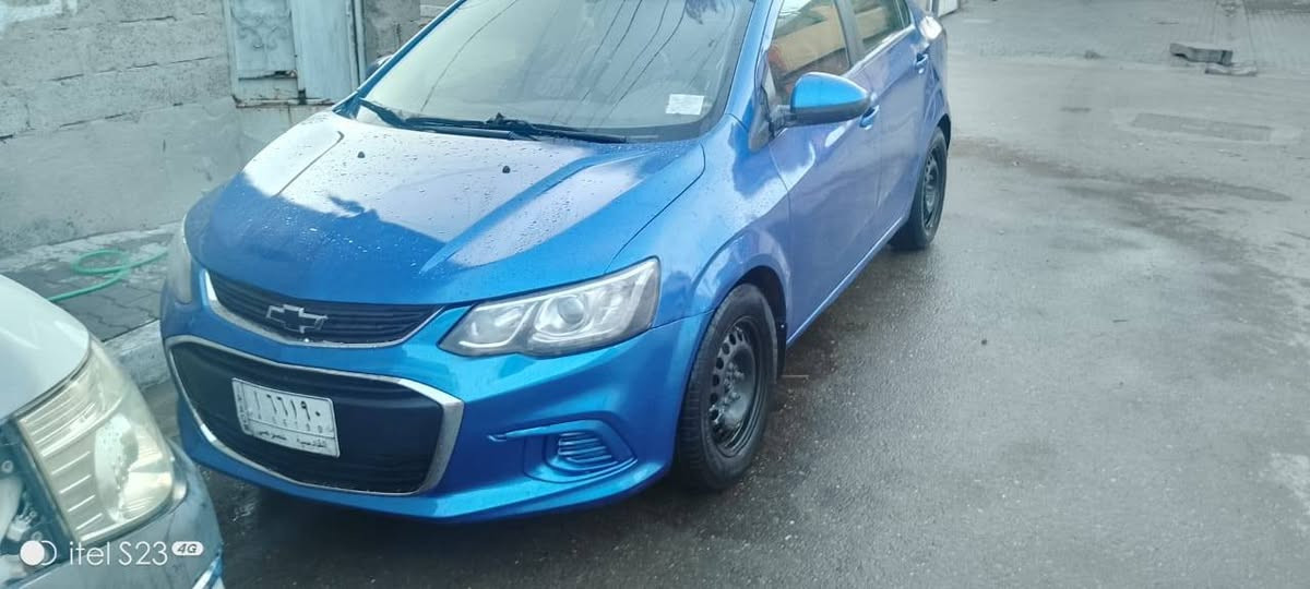 السلام عليكم شوفر ليت سونك 2018  السياره احله من الصور كير  مكينه خير من الله مستعجل على بيعتها  السعر 85  و بيها مجال (***********)
