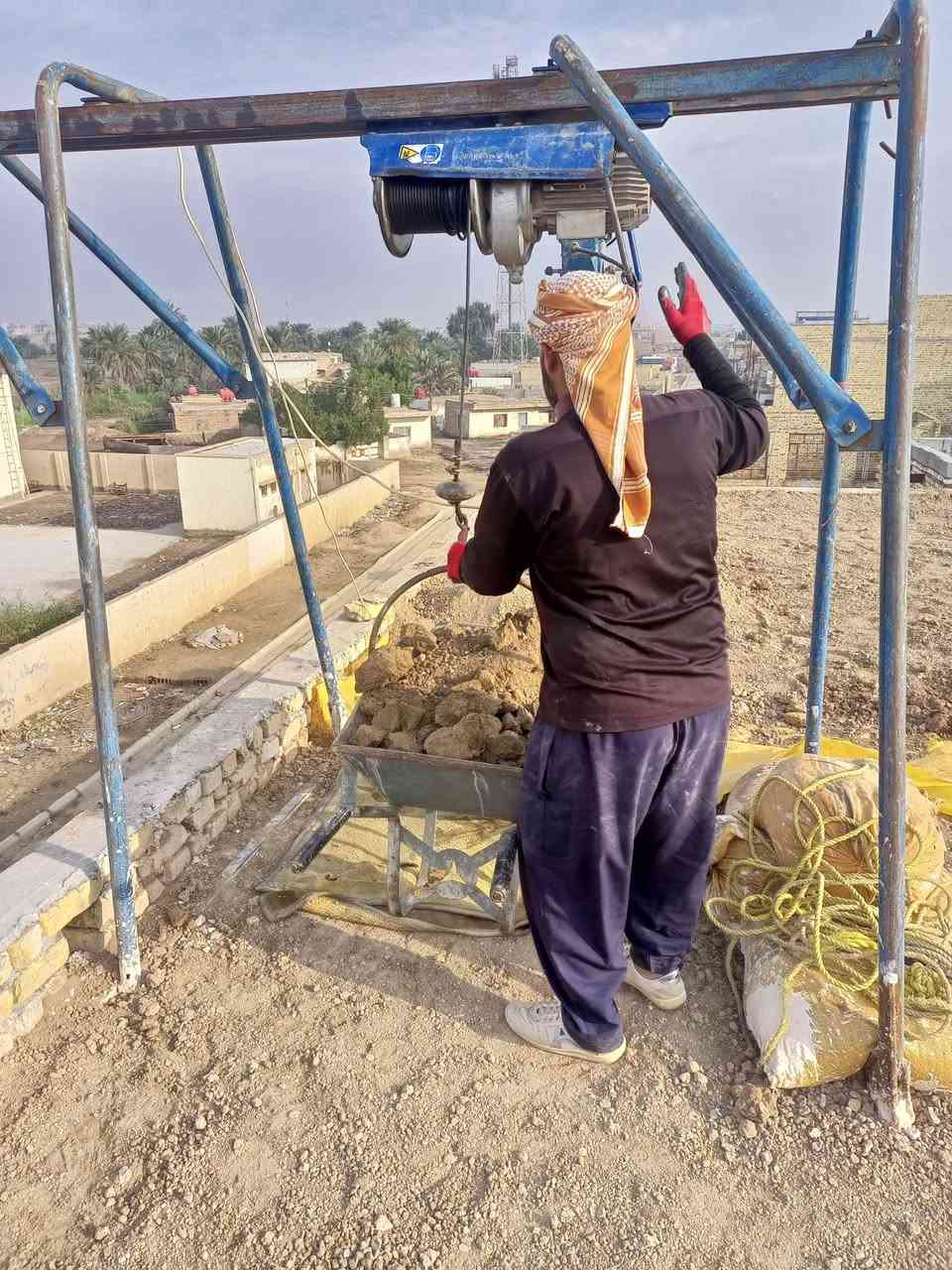موجود ونج تصعيد جميع المواد البناء الطابوك رمل سمنت عنوان ميسان تصال ***********
