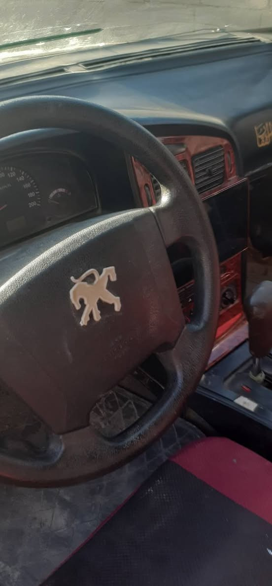 سلام عليكم بيجو روه٢٠٠٩مكينه ونجي اوتماتيك رقم ذي قار ابيع هل موجود تجي وشوف سياره بعينك سعر ١٥ ورقه بدون معامل من الخير سياره شغاله وين ماكان اطلع بيه صاحبه بسوق الشيوخ بس ماندله سنويه ما صاقطه رقم ***********الغراف وتساب ***********
