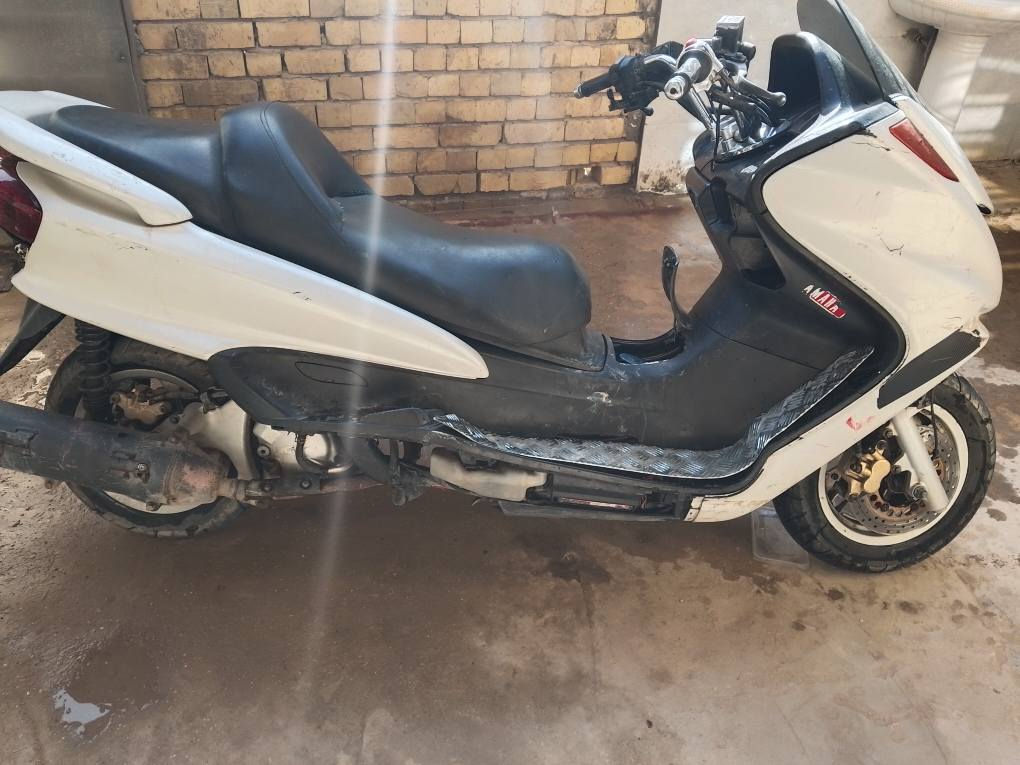 السلام عليكم شلونكم شباب عندي دراجة ماجسته دبل رون للبيع قيم بما يرضي الله محرك ناعن شلعة ومعدل الدراجة خير من الله مكاني بلديات *********** قيم واخذ بما يرضي الله بغداد, العراق
