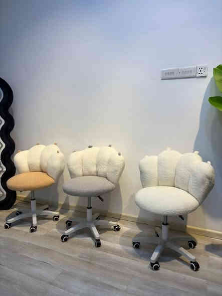 #سارع_بالحجز_ #الجميع 
كراسي بوهيمي 
جكات ب3موديلات 

للحجز والاستفسار مراسله الصفحة او الاتصال بالرقم ***********
