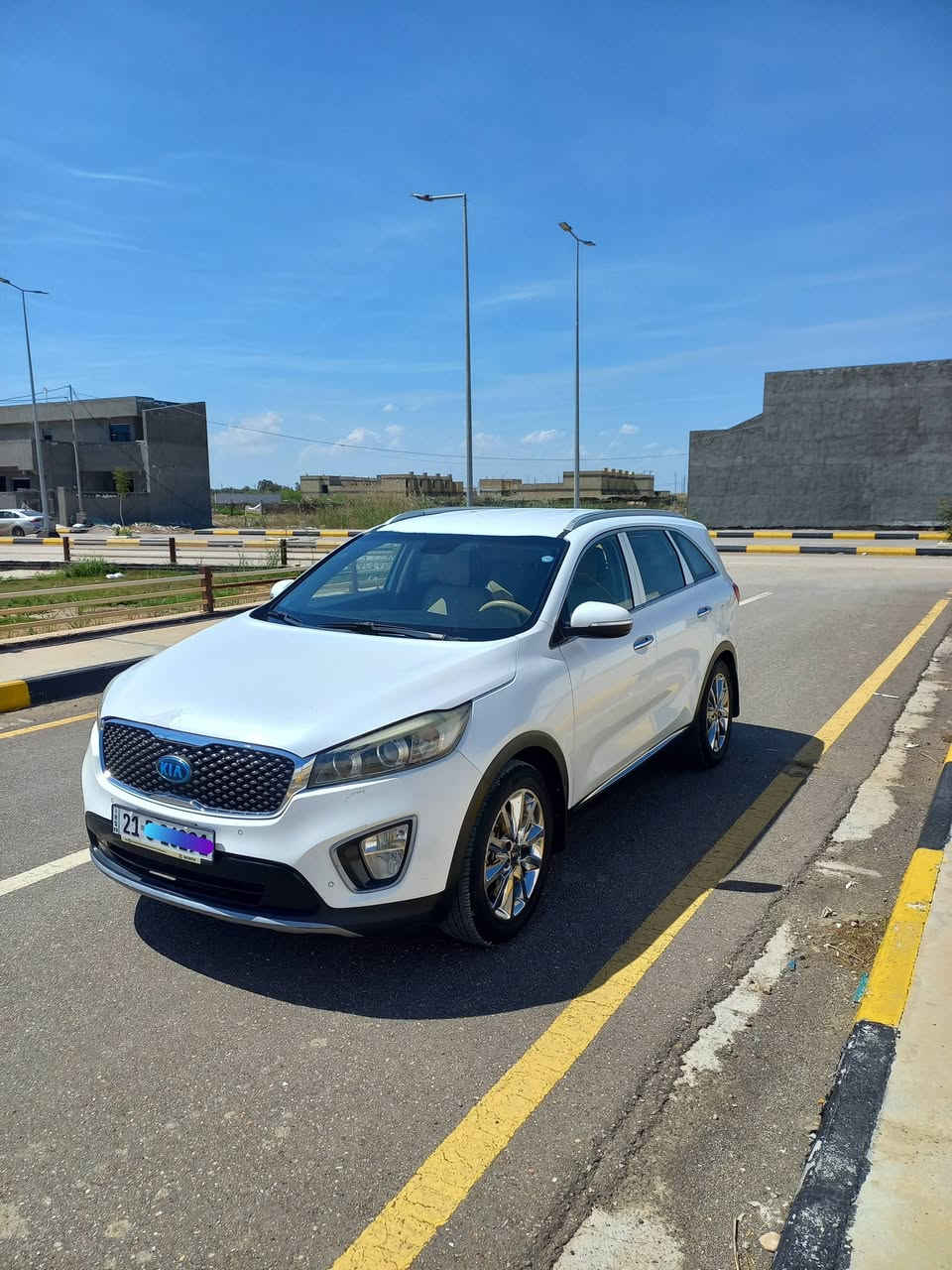 تحيه محبه واحترام للجميع 
للبيع سورنتو 2016 رقم سليمانيه دولي مكينه 4 سلندر 
7 راكب تبريد قطعتين ماشيه 218 بيها بل بنيد تكحيل كد شبر كارت وشخط بل باب عكس السايق السعر ١٨٨ وبي مجال مكان السياره واسط العزيزيه ***********
