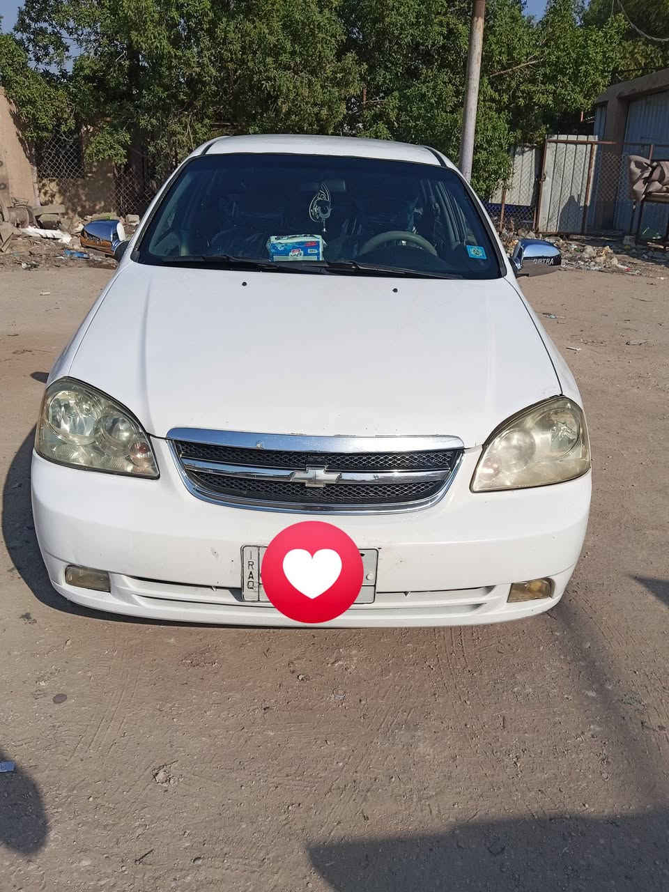 سلام عليكم اوبترا للبيع موديل 2014 بيها صبغ باب وجاملغ اثر شخط جهة اليمين وبيها دواير ودوسه وحده صوب اليمين مكينه وكير وحداديه بالباكيت سياره عنوانها بكربلاء رقمها بغداد الماني ***********/***********
