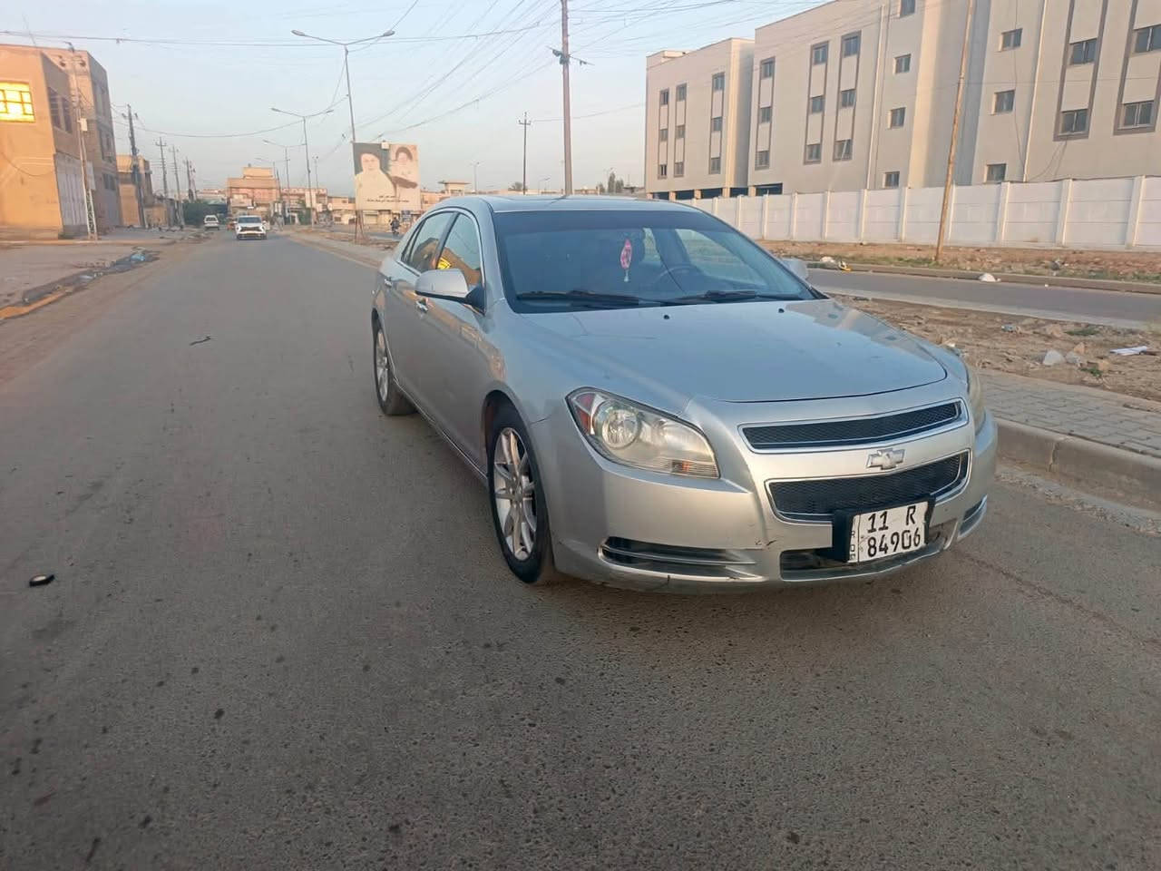 ماليبو 2012  LTZ وارد امريكي
ضررها دعامية  وخشم الجاملغ الايمن سونارها موجود
تحكم ستيرن
سلايد روف
 كشنات كهرباء
تدفئة مقاعد 
حداديه جديده 

محرك 3.6 v6
 السعر 75 وبيها مجال 
مكلف بالنشر / *********** عنوان بغداد
