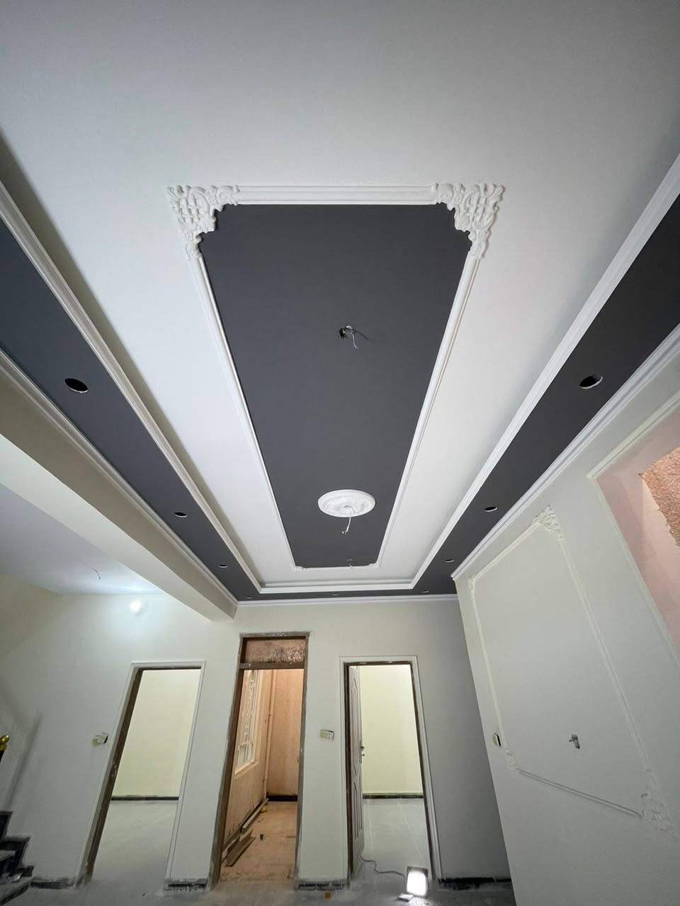 إسلام عليكم صباغ وطلاس متفرغ حالين شغل نضيف ومرتب ولتزام بل مواعيد *********** واتساب *********** مكاني بغداد
