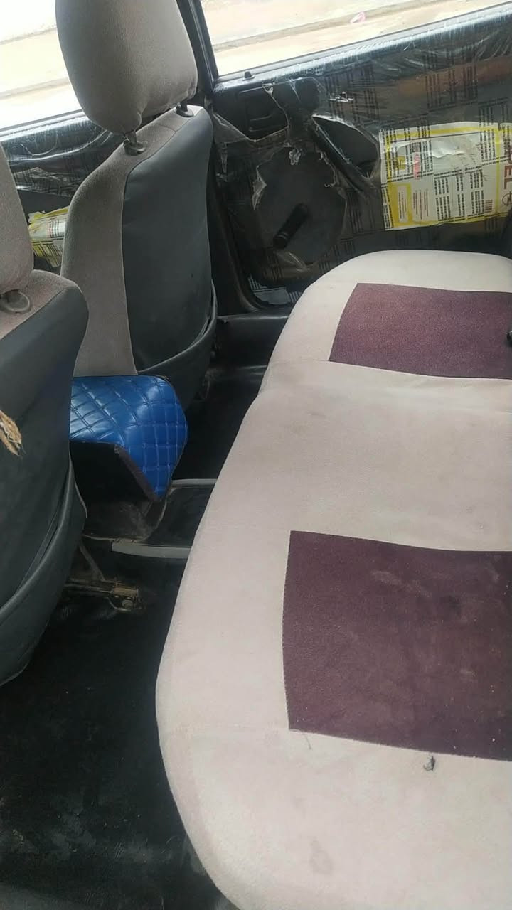 فيكترا موديل 1995 مه كينه 20گيرتوماتيك  گيرومه كينه به شه رت ته قه وره قه به شه رت سه نه وى تا 2027 به سه رده جيت تابلى ساره كى تندو توله به شه رتى به ناو كردين ***********
سعرى 35 وه ره قه ماعمله أربيل, العراق
