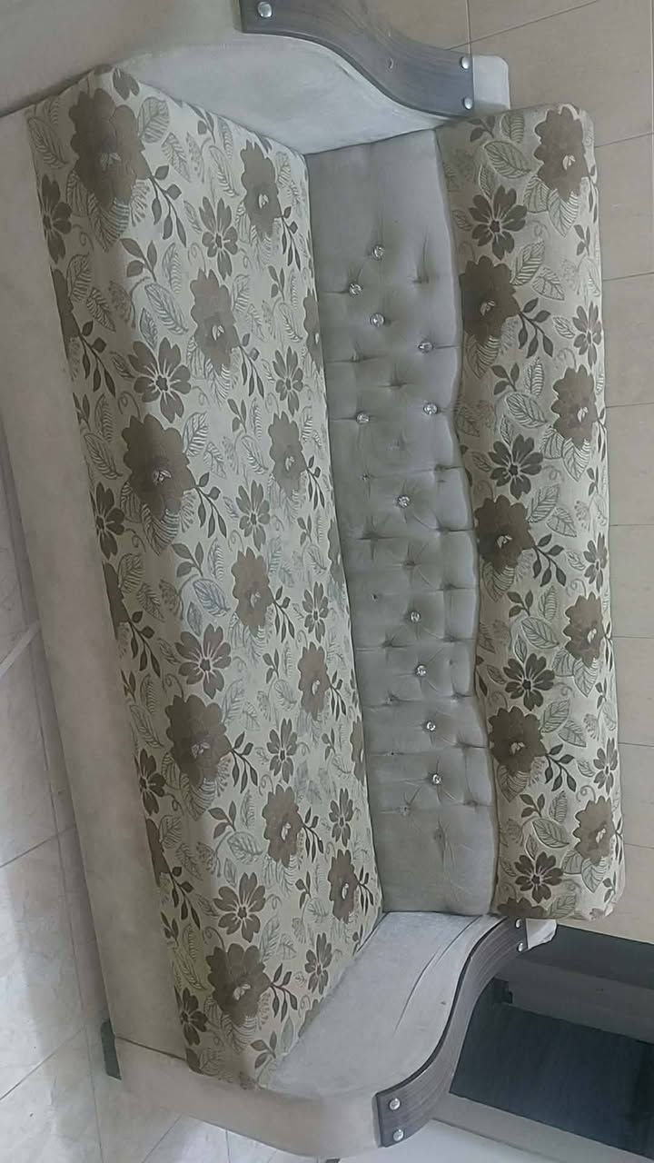 مكلفه بلنشر بسبب الوعود الكاذبه غراض نظيفه للبيع


**إذا كنت صاحب هذا الإعلان وتريد حذفه لأي سبب، رجاءا أرسل رسالة إلى الدعم الفني**