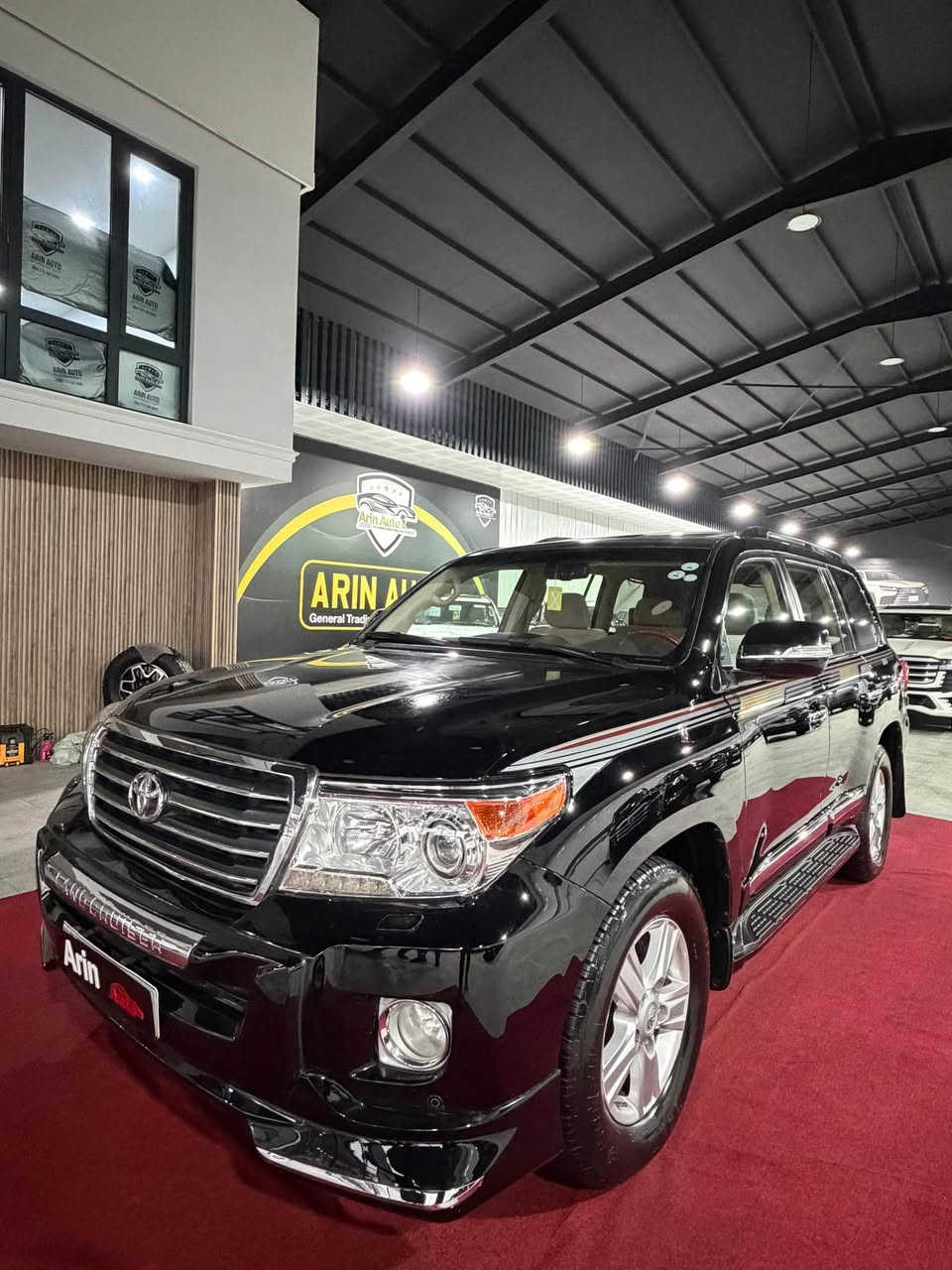 بسم الله الرحمن الرحيم 
لاندكروزر 2013 V6 4.000 GXR
بێ بۆیاخ نموونەیە لە جوانی 
3پەڵە بچووک ساردی هەیە
180,000 KM حەقیقی ڕۆیشتووە 
تەحویل و وەکالە بەشەرت
سلاید 
کوشن کارەبا    
‎حاسەی پێش و دواوە 
سەلاجە 
تەبرید مەرکەزی 
لایت لید و زینۆن 
بلاجکتۆر 
ئاوێنە ئیشارەت و ئاوێنە شەفت
گيرو مه كينه ي به شه رت نه كراوه ته وه 
 سه نه وي تازه يه 
سعري٣٢٥$ و مه عمه له
***********كوردي
 ***********عره بي.  
***********وه تس ئه پ السليمانية, العراق
