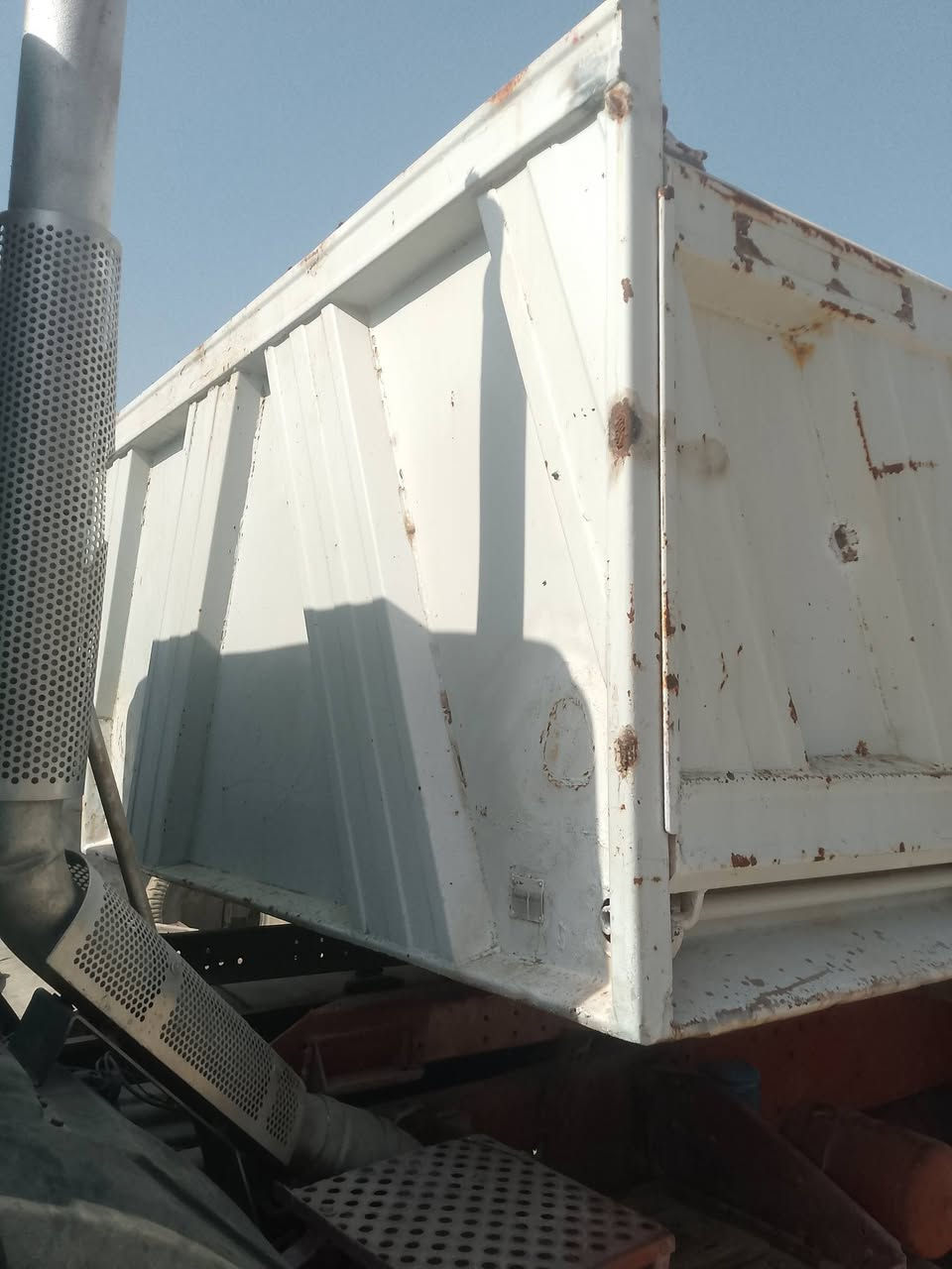 بدي عقرب جديد طوله خمسه متر و65 سنتمتر بصره مكانه أستفسار ***********
