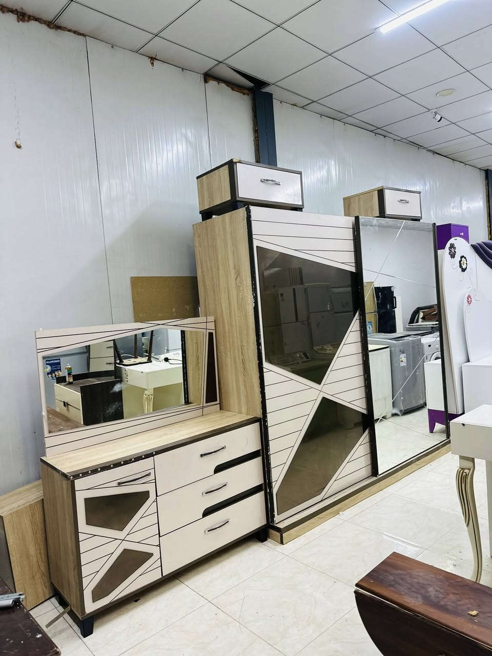 7 قطع
للبيع بسعر مناسب

واتساب ***********
