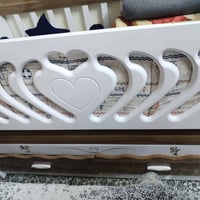 تخت أطفال بعدها جديده السعر,150 للتواصل 07734386445