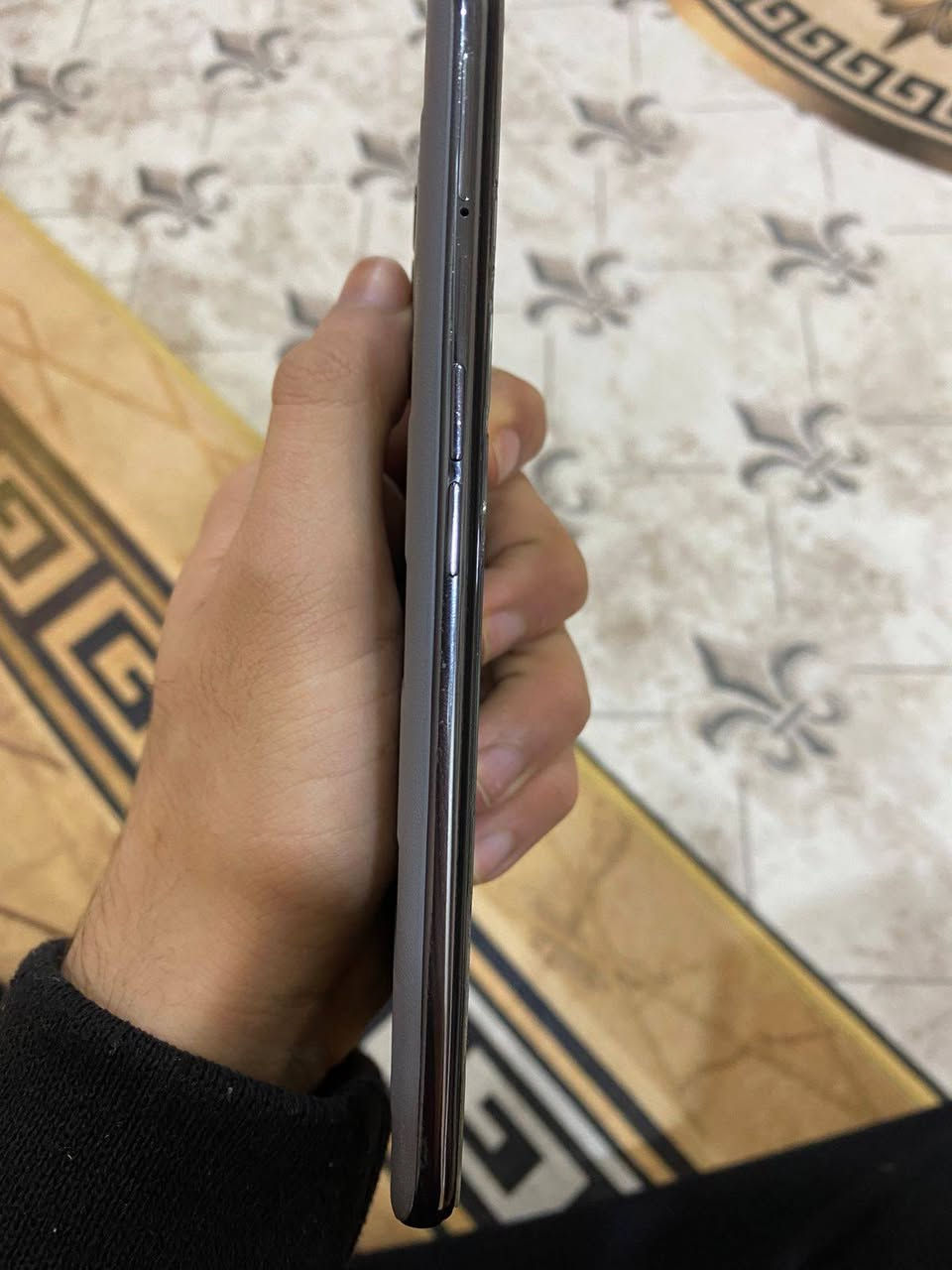 السلام عليكم
موبايل Realme GT Master Edition
فقط للبيع

الموبايل نضيف ( مامفتوح )

 ابرز مميزاته

تردد 120 هيرتز

16 جيجا رام

ذاكرة 256

دبل سيم كارت

بس لزكة الشاشة مو الشاشة الاصلية  اللزكة مكسورة تتبدل ب 3 الاف

السعر وباقي التفاصيل ع خاص 

 ( *********** )
