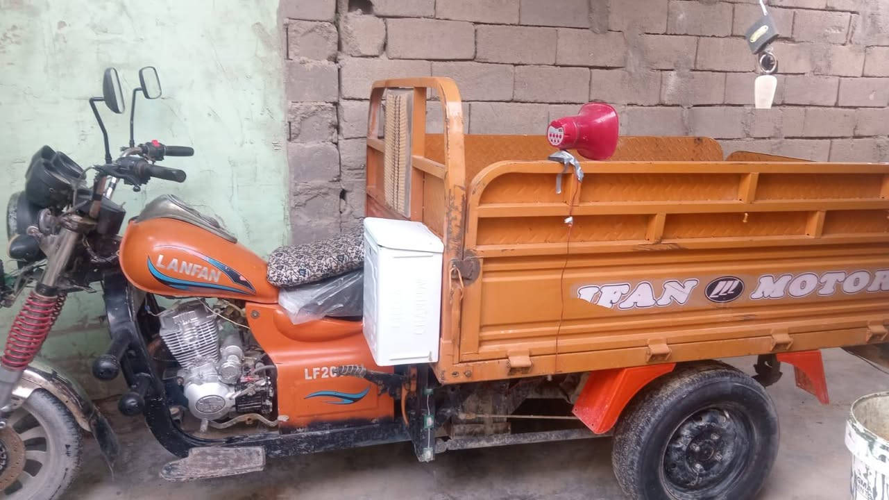 سلام عليكم ستوته للبيع الشراي يتصل على هاذ الرقم ***********
