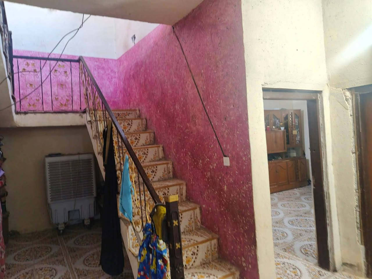 ♦️ اعلان رقم (60): #دار_للبيع 
🔸مساحة/200متر 
🔸صنف العقار/ طابو زراعي 
🔸 منطقة/ بهرز حي الدواسر بالقرب من نور المختار 
🔸يتكون/ طابقين 
🔹الطابق الاول غرفتين نوم وستقبال وصاله ومطبخ وصحيات 
🔹والطابق الثاني غرفتين نوم وصاله وصحيات 

🔸 للاستفسار اكثر على هذا الرقم ***********
