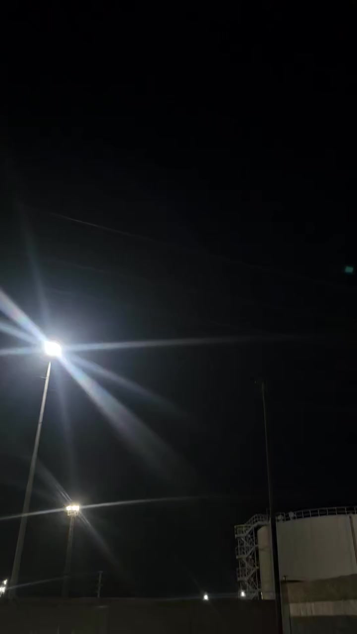 سلام عليكم سبورتج موديل 24 وارد امريكي سياره فول واحد على واحد
واحد اي استفسار الاتصال بل رقم *********** مكان السياره بابل
