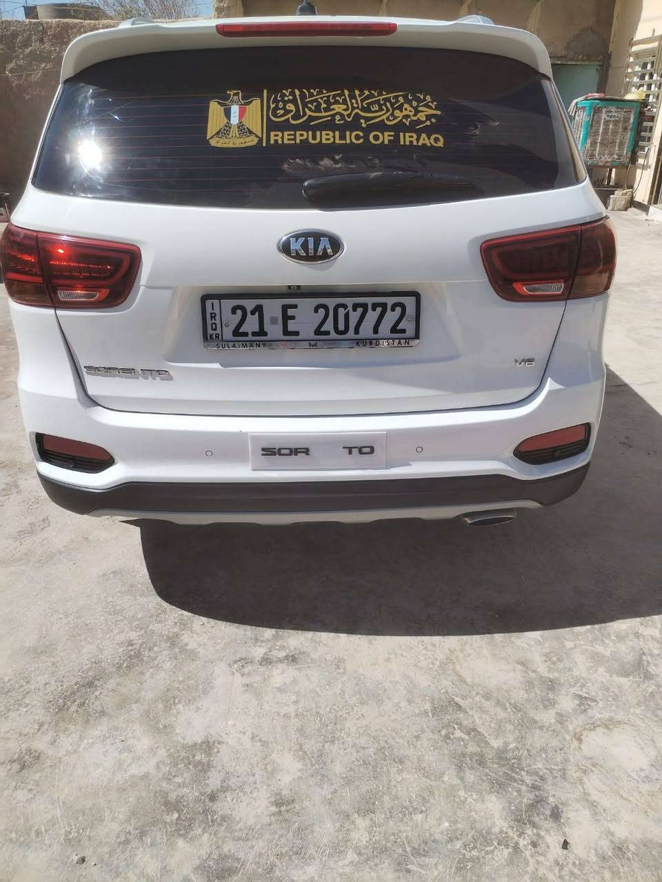 سلام عليكم  سورنتو ٢٠١٨ للبيع فول عده الفتحه و العنوان ديالى بلدروز السعر ٢٠٤٥ وبيه مجال  ***********
