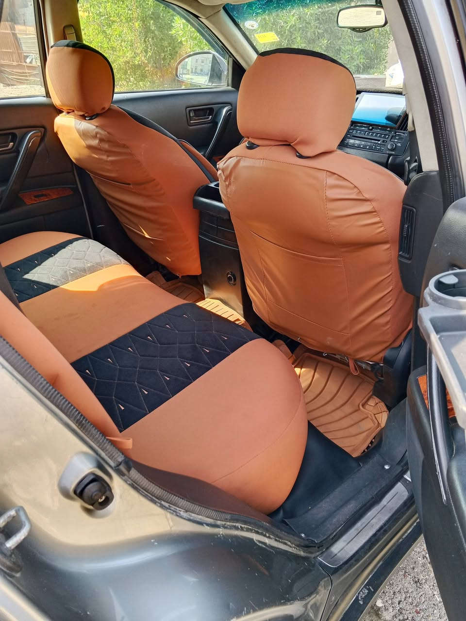 السلام عليكم سيارة انفنتي موديل 2006 فول مواصفات محرك وكير وحدادية وتبريد كلها تمام مصبوغه حزام بسبب الجراد رقم اربيل الجديد باسمي تحويل ثاني يوم او وكاله السيارة ما بيها اي نقص مكانها البصرة هاتف *********** سعرها 80$ وبيها مجال
