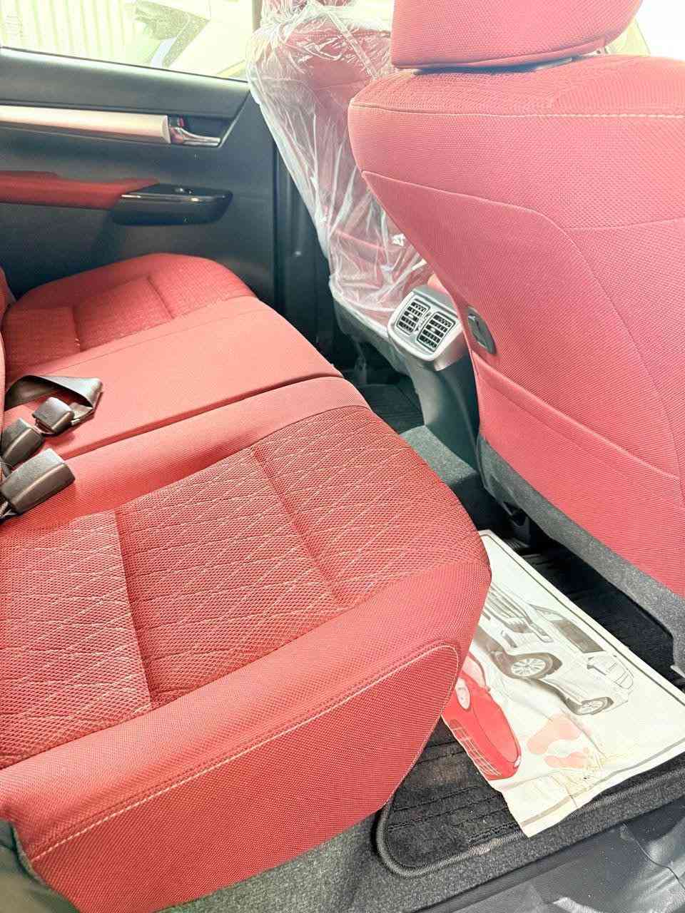 هايلوكس (2024) سعودي
ماشية 9 الف 
فول مواصفات 
بوضع الزيرو
مرقم بغداد 
السعر 360 ورقة وبيهة مجال 
متواجد واتساب فقط ***********
