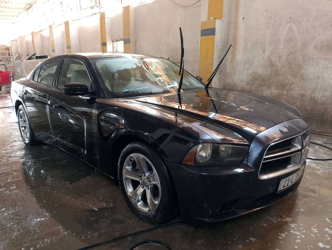 السلام عليكم جارجر موديل 13 للبيع فقط  لون اسود سعر 135$ بيها بارد قليل باب السائق وجاملغ خلفي وبيها حالوب موضح بالفيديو بالقمارة والصندوق رقم سليمانية بأسمي شرط التحويل عنوان بغداد الشعب وهذا رقمي *********** سونار مرفق مع الصور غير هذا الكلام كروتك عليه واني خادم.
