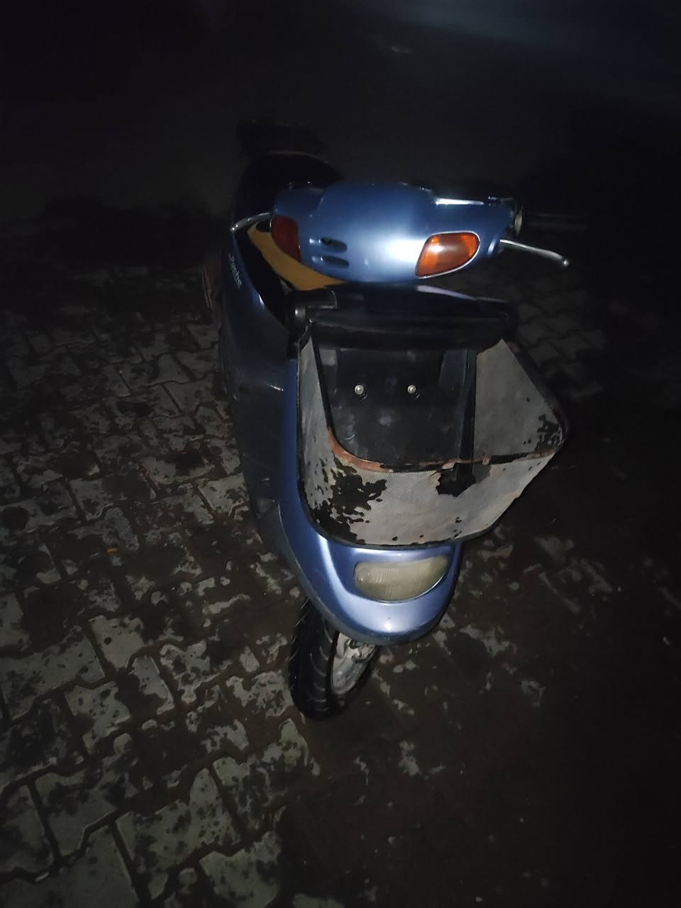 دراجة حاويه منغولي كهربائيات شغاله سلف هندر ما مفتوحه للبيع السعر 750 وبيها مجال 
التواصل  *********** 
المكان كربلاء ال الف دار
