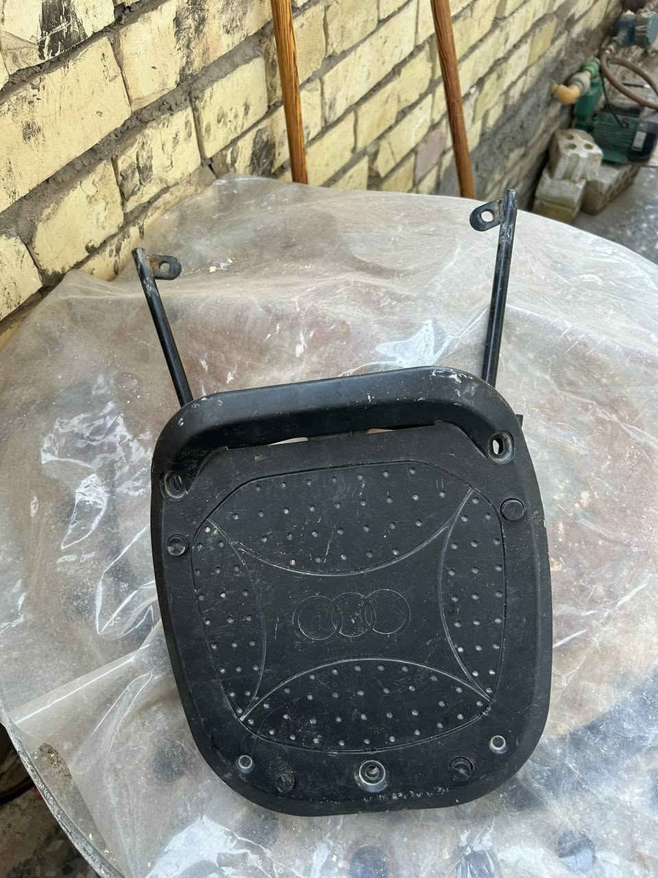 نوعم للبيع كلمن وسعره مناسبات مكاني بغداد البياع ***********
