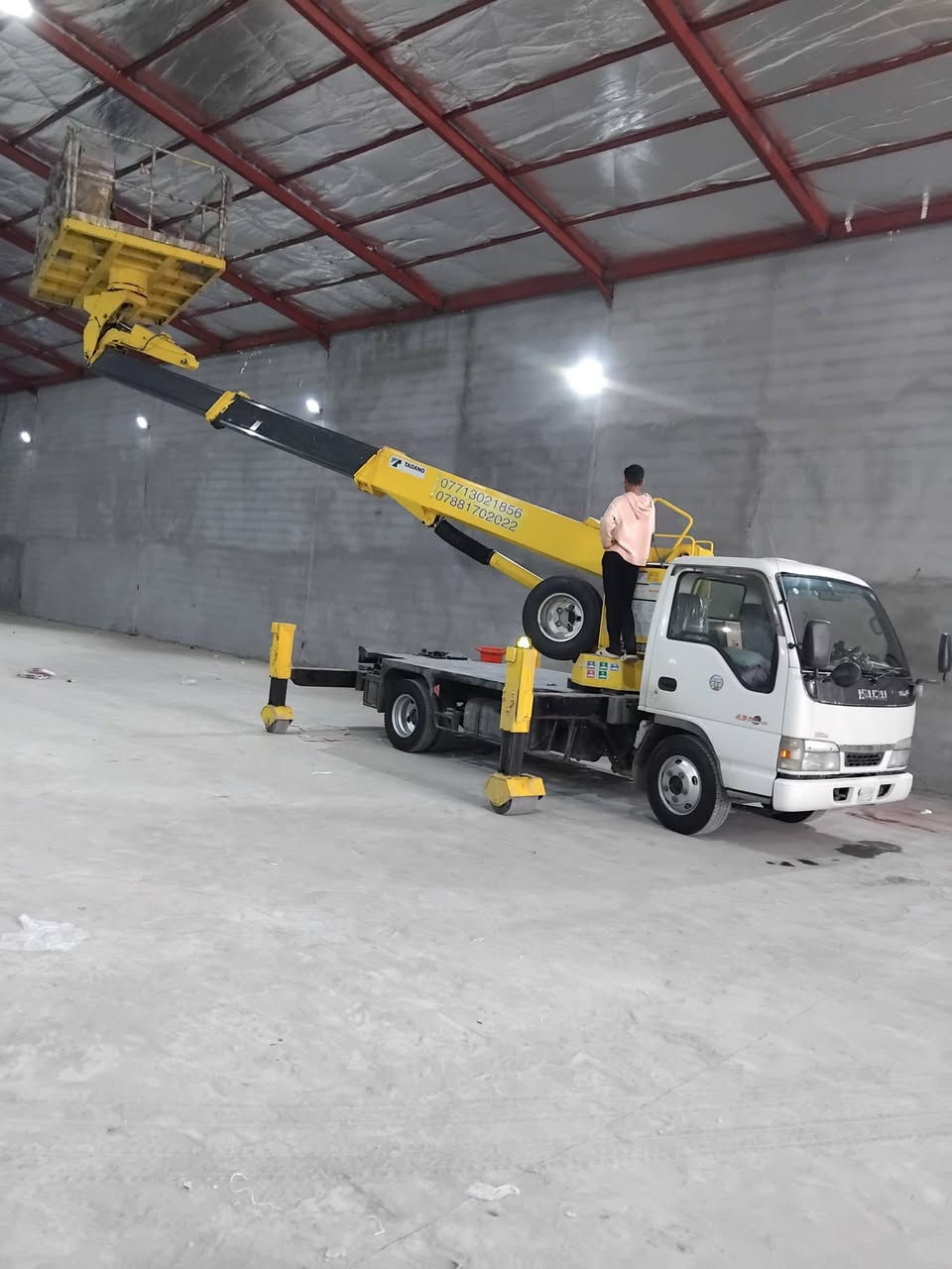 السلام عليكم باسكت سله 14متر للبيع وشراي يتصل ***********
