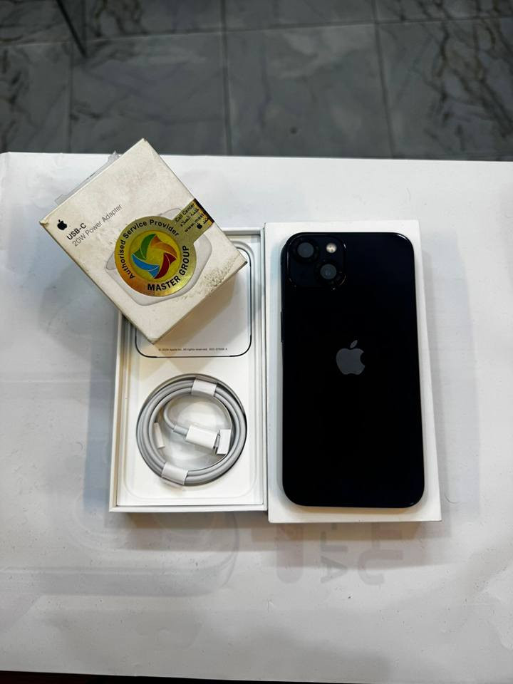 ايفون 13 كامرتين 128 ذاكرة
بطارية 100‎%‎
نضافة 100‎%‎
كامل ملحقات الاصلية شرق اوسط 
شركة ماستر
السعر مناسب 
***********
العنوان القطاع شارع السوك مجاور عوينات الكرار 
مركز الشمس بغداد, العراق
