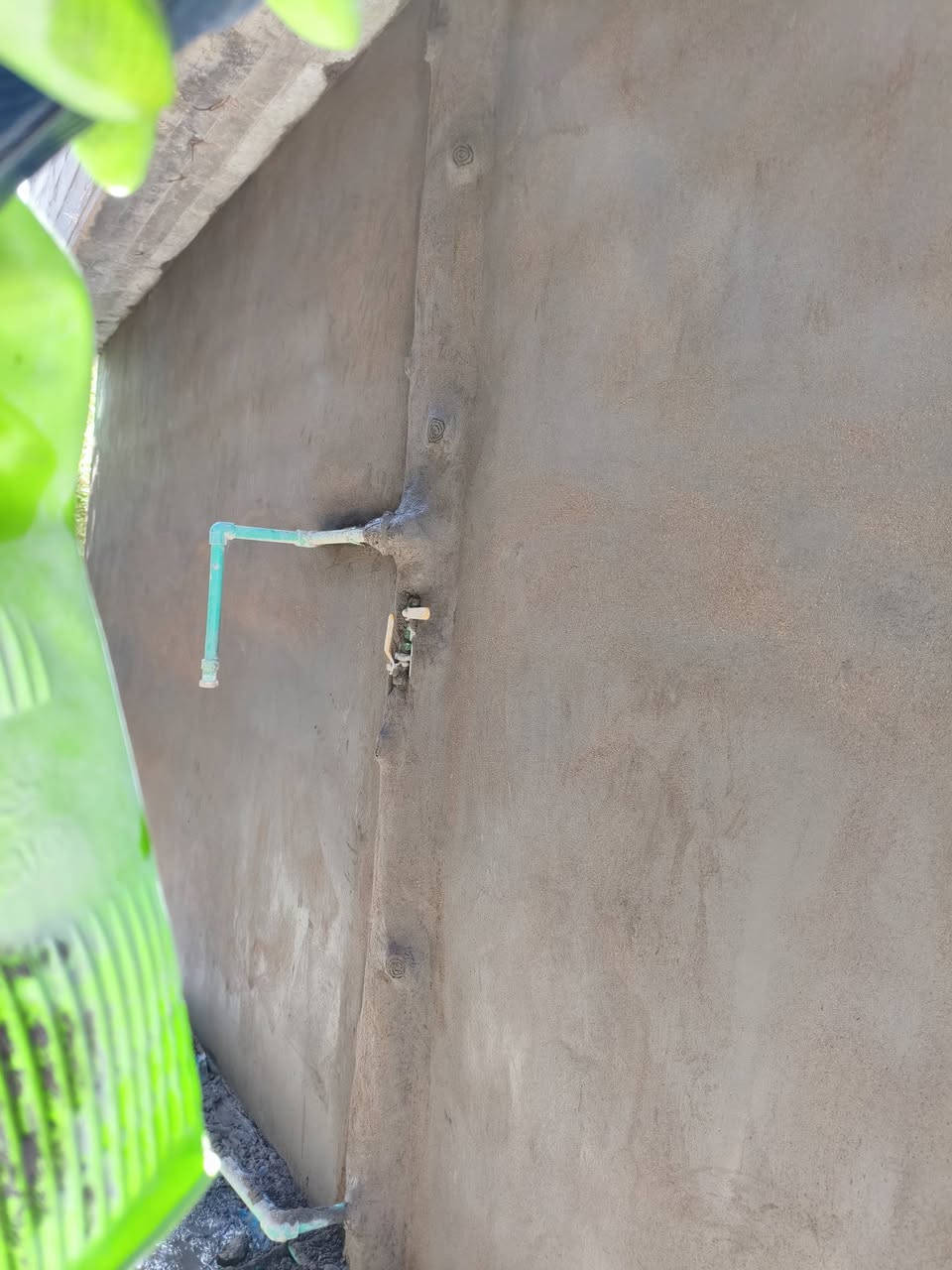 السلام عليكم ورحمه الله 
لباخ متفرغ جرد سقل درجة اولى كادر كامل 
مستعد لي العمل كافه انواع عمل البخ و الطلس و الفوم 
للتواصل ***********
             ***********
