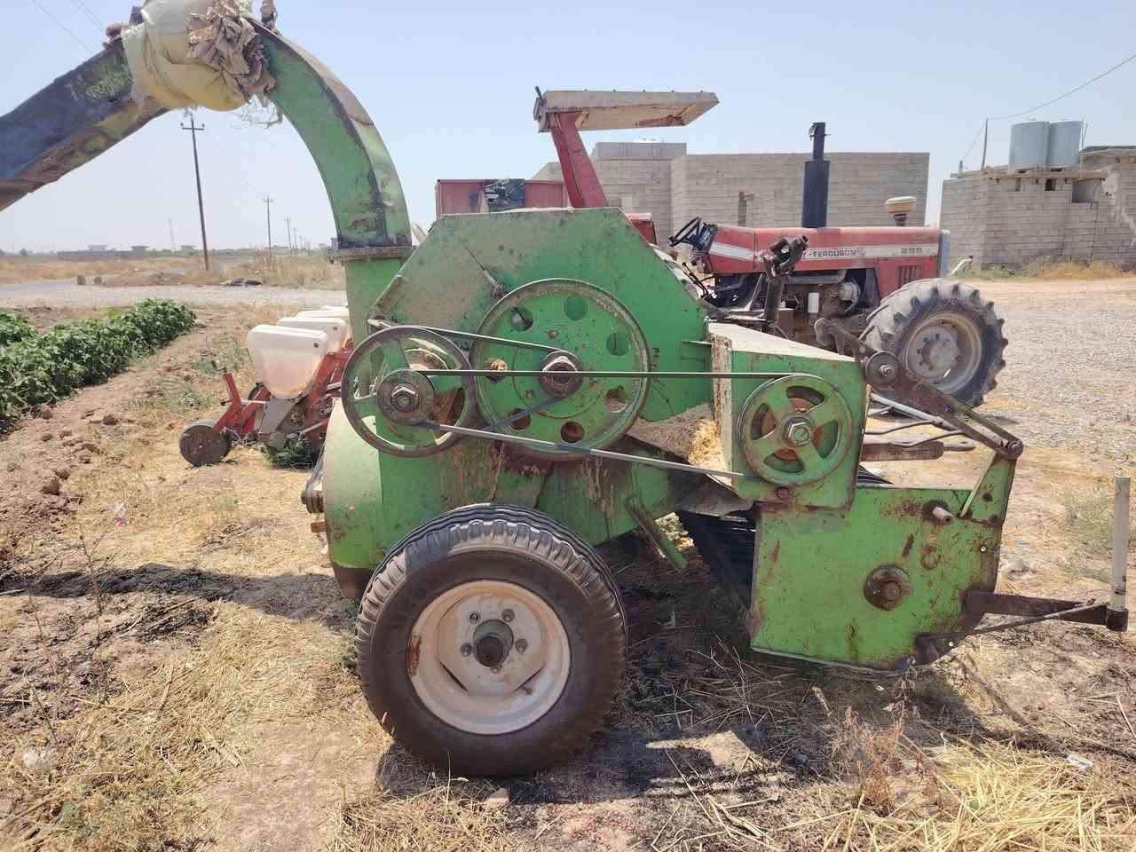 معه تنكتر بلاروسي جاهز شغال وعرباين 2 جاهزات   ربع ماتصرف عليهن شغالات
التبانه عقرب إيطالي للبيع شغاله جاهزه شلف جددسعر 15 وبي مجال
المكان كركوك الحويجه
الشراي يتصل ***********
