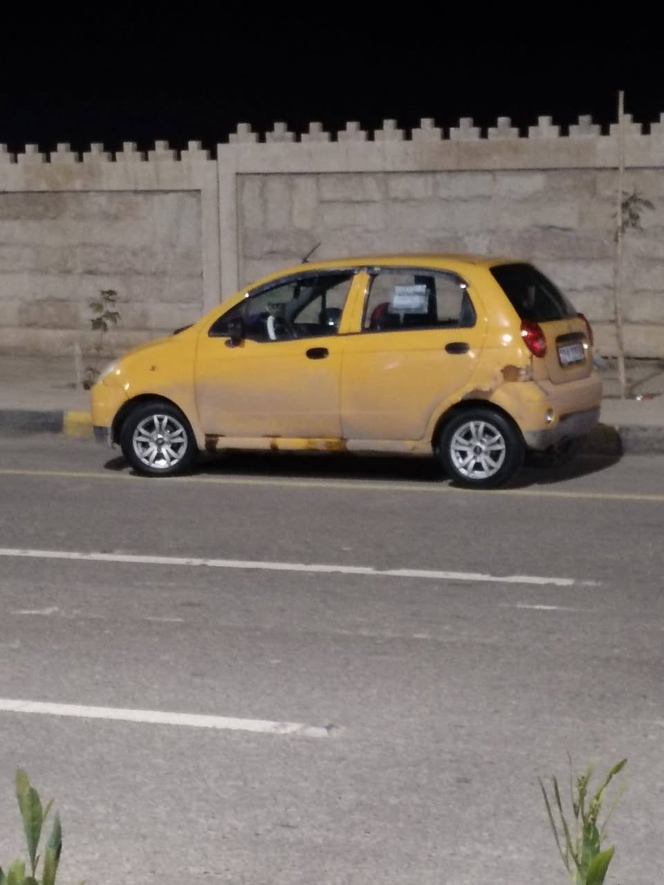 اسبارك 2007 رقم انكليزي مصطرة هيئة مصفرة غرانة صفر صاحبها الشرعي وشرط تحويل سيارة 🚗 جاهزة عشارع مير محرك جديد محرك جديد طخم جديد تواير جديد ضفيرة جديدة ويل كب سيارة خير من الله وهذا رقم صاحب السيارة *********** خاص مفتوح سيارة 🚗 45 ورقة وبيها مجال بيها خيسان مصلح شي بصيط
