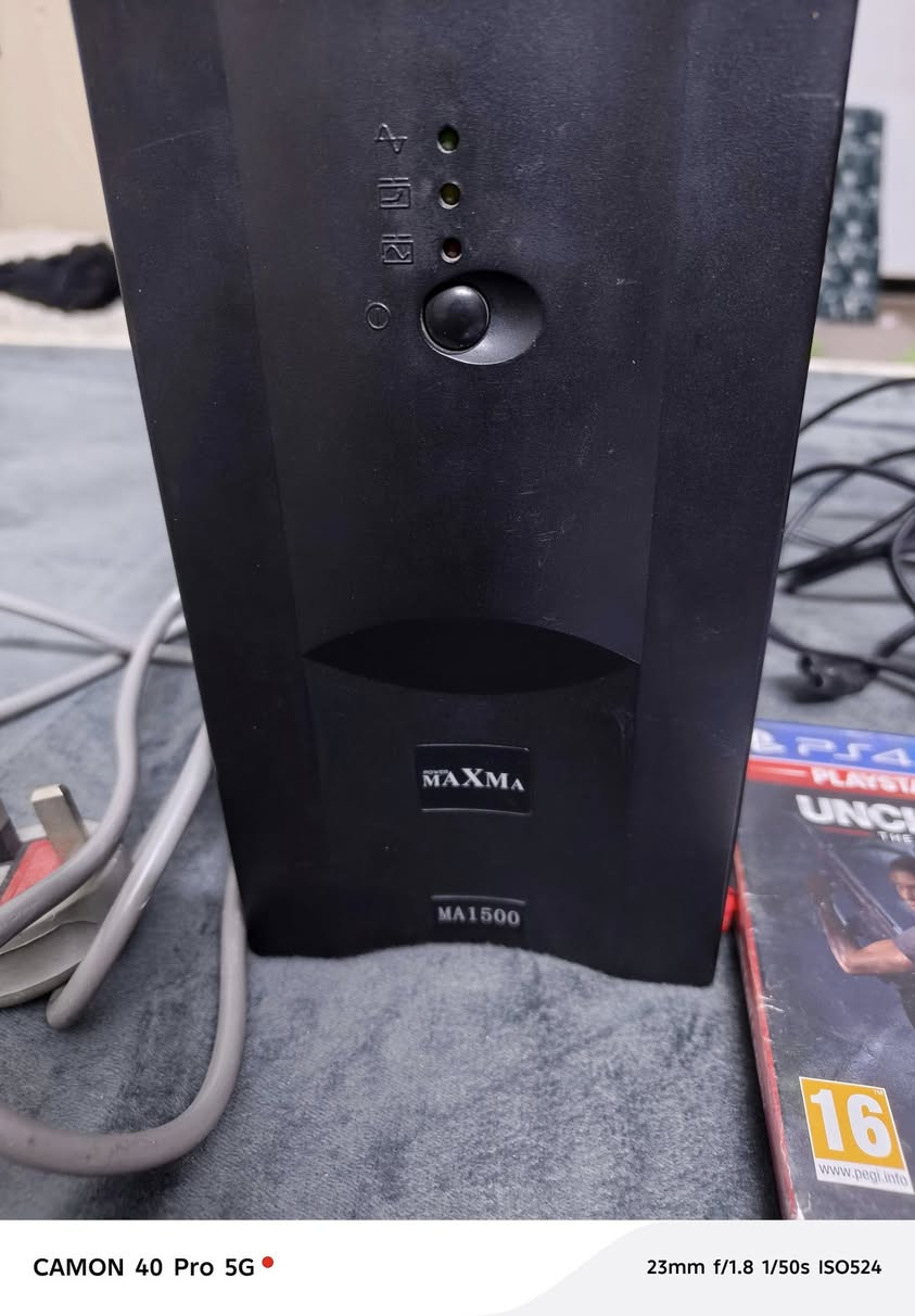 السلام عليكم بلي فور برو واحد تيرا مع اقراص واضحه و يو بي اس مكزما قبل شهر بدلت بطاريات اصليه شاهد الله جهاز كلش نظيف ما داخل تصليح ابد بدون كارتون السعر  310وبي مجال بسط  الاتصال*********** مكان بغداد
