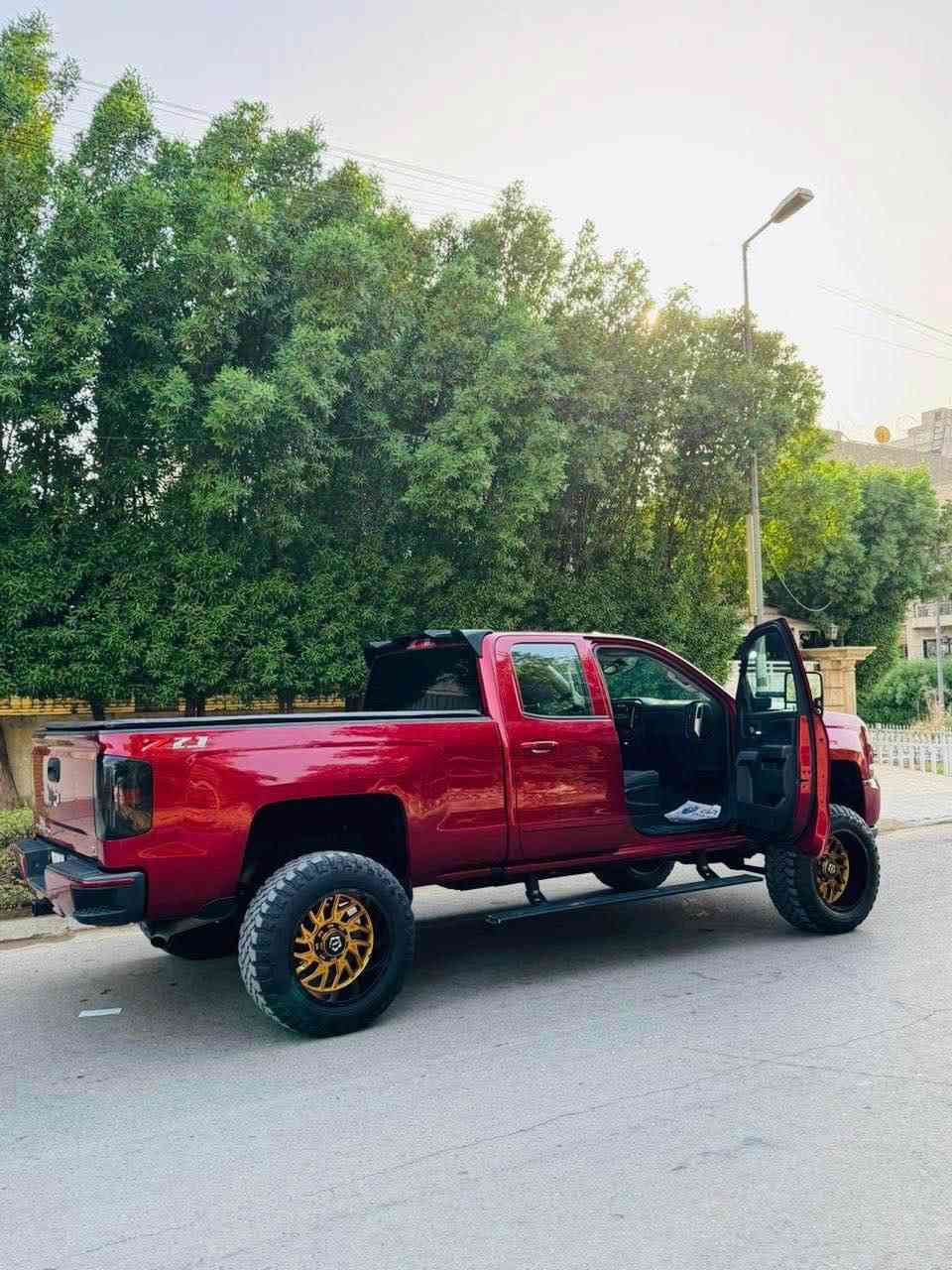 اذكرو الله ❤️🧿

سلام عليكم سلفرادو للبيع 2019 

سياره تزويد بيه من امريكا سياره 

شوته رياضي 

هوائيات 

مفتوحه فصله  

صالناصات رياضي كزوز بلاد من امريكا 

مرفعا ترفيع امريكي اصلي 

صدر مال ترفيعه Rc 

دبلات Rc 

من امريكا ويل ٢٠ 

بلاد امريكي سياره جاهزه من كل نواحي السياره رقم بغداد   محرك ٥٣٠٠ سي سي

موصفات LT فول عده الفتحه 

بصمه تشغيل عن بعد 

شاشه جبيره 

تحكمات ستيرين 

كشنات تدفئه تبريد 

تبريد ثلج

المكينه كير كفاله 

السعر 255الف دولار وبيها مجال بسيط

*********** Colombo, Sri Lanka
