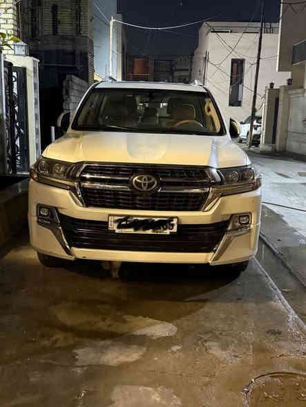 السلام عليكم 
لاندكروز  شركه ساز  فوووول 2017…..
السياره كفاله عامه مواصفات لكزز محرك 5.7 
8 سلندر 
المكان ديالى بعقوبه 
ماشية 108 الف KM 
السعر515 ورقه 
الرقم ***********
تبديل تخم تاير جديد 
يعني السيارة جديدة بمعنى الكلمة متحتاج مصرف دينار
