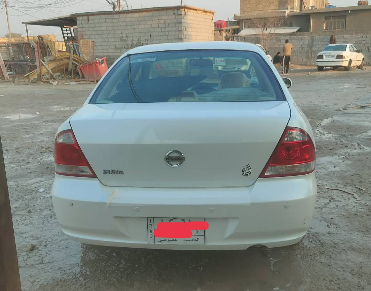 سلام عليكم نيسان صنب ياباني موديل 2013 سياره جديده جدا بيه داير جاملغ خلفي الأيسر رش تجميل شرط بدون ضرر داخلي سياره جاهز مكينه وكير وحداديه تخم تاير كهربائية داخل كله بوضع الشركه رقم قادسيه هاتف ***********
