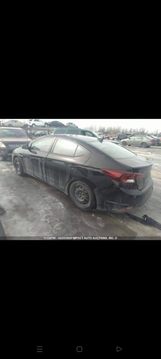 للنترا ٢٠٢٠ رقم بغداد فول مواصفات 
وارد كندي 
حادثها جاملغ خلف السايق وشويه من قبق الجنطه 
صبغ بيها الجاملغ والباب الخلفي وقبق الصندوق صور الحادث موجودة يمك

بجم كبس 

سيارة خير من الله 

للبيع 135

***********

مكانها بغداد بغداد, العراق
