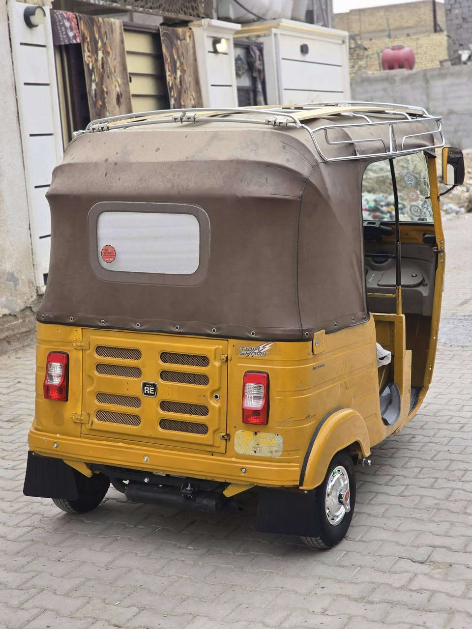 السلام عليكم تكتك 2020 شهر ال5 رقم وسنوية تحويل ثاني يوم التكتك جاهزة عل اخير سيباية تخم تاير كبات سفريات اصلية جادر اصلي  بيهة صبغ بلغد ودوس مكينة اكفلهة الك تنقيص وتبخير  التكتك خير من الله مكاني بغداد سبع قصور ***********
