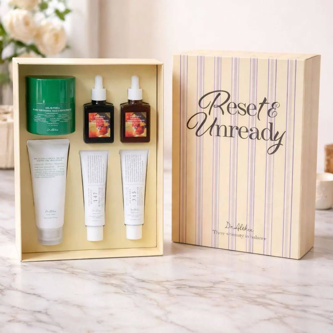 مجموعة هدايا للعناية بالبشرة من ماركة دكتور ألثيا (Dr. Althea) الكورية. 📦😍🇰🇷
بلسم التنظيف _سيروم فيتامين سي اللطيف
💖💖
تتميز المنتجات بتركيبات غنية بالمكونات الطبيعية ومصممة لتكون لطيفة وفعالة على البشرة، حتى الحساسة منها. 👌✨
تعالج المجموعة مشاكل البشرة المختلفة مثل الجفاف، الاحمرار، حب الشباب، والتصبغات😍💯
#الحجزوالاستفسارخاص
واتساب.  ***********
