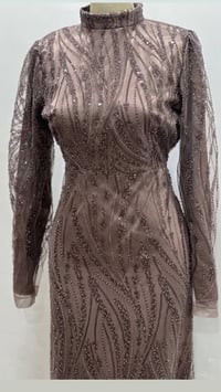 ملابس • متوفرات • اسعار مناسبة